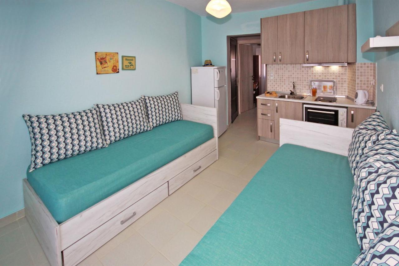 Acrothea Apartments ออร์โมส ปานากีอาส ภายนอก รูปภาพ